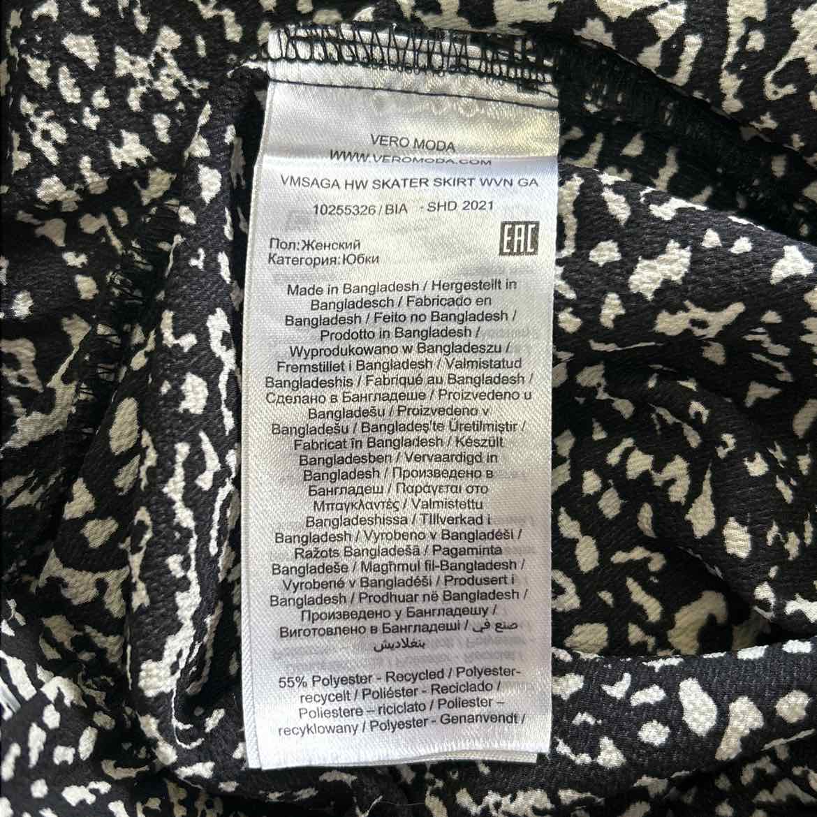 VeroModa Size M Black White Preloved Skirt