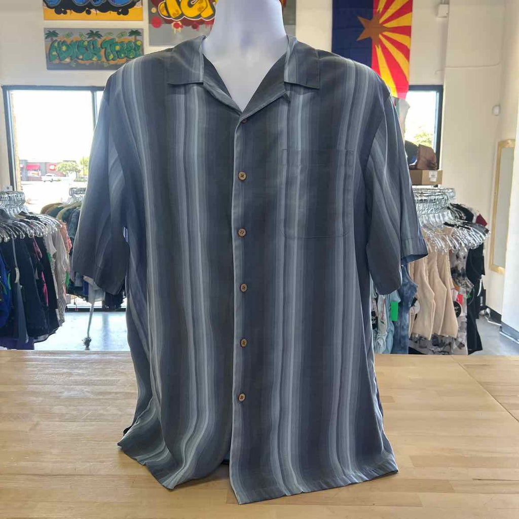 Paradise Collection Size L Blue Preloved MENS Button Down Shirt