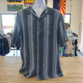 Paradise Collection Size L Blue Preloved MENS Button Down Shirt