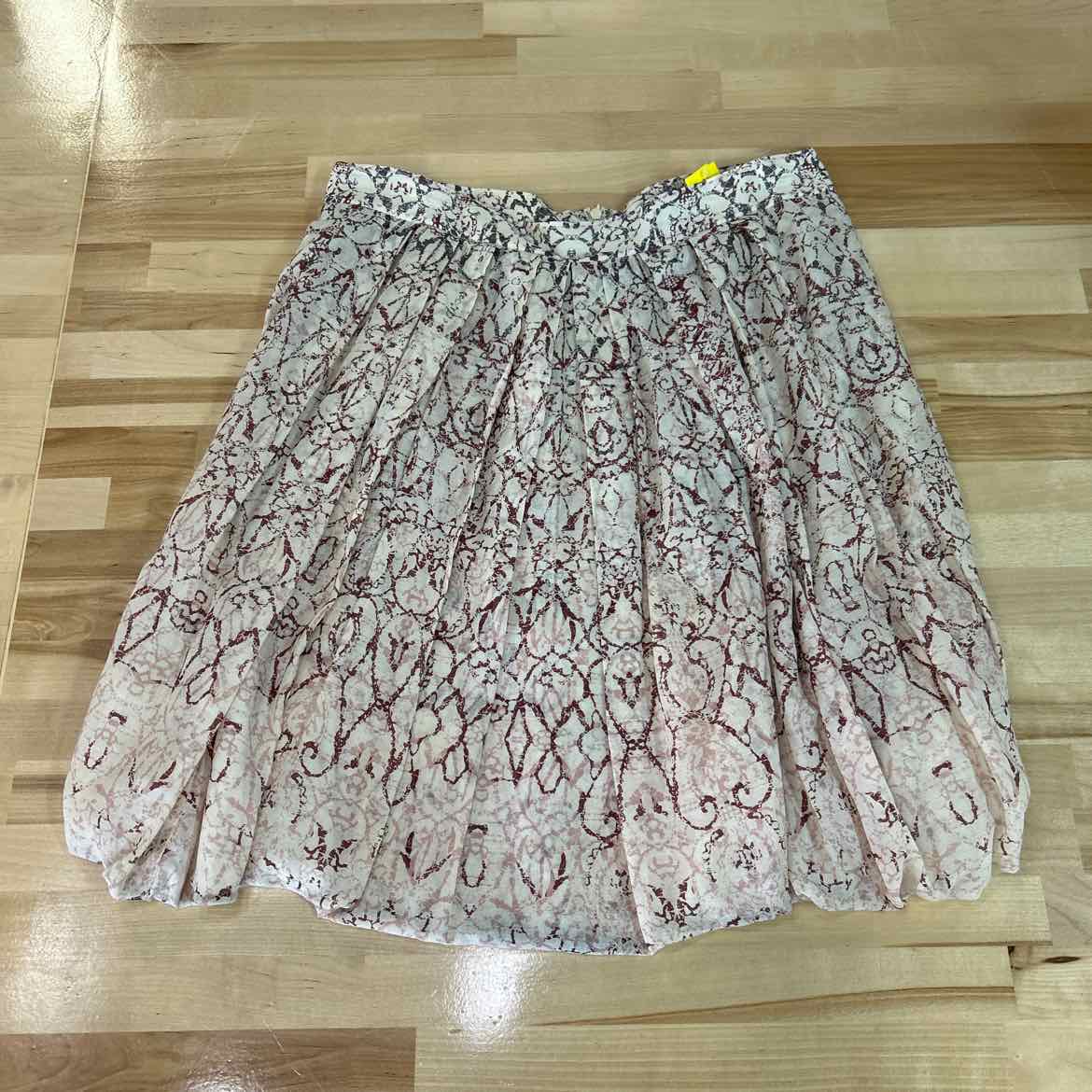 Tahari Size 12 White Red Preloved Skirt