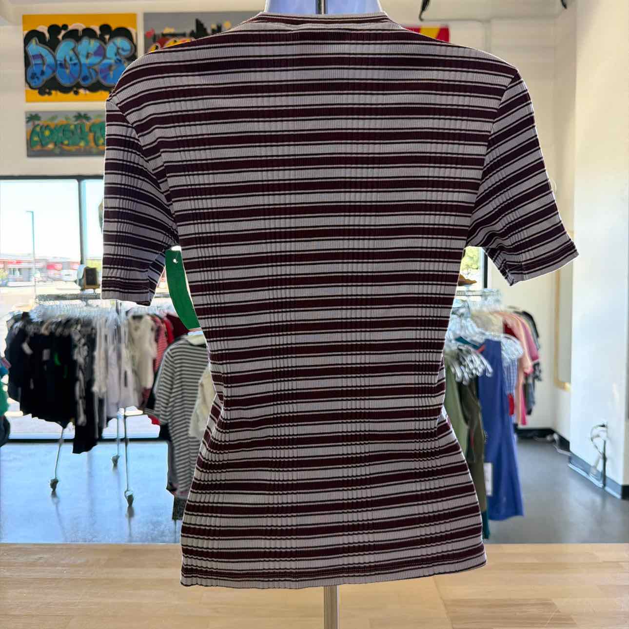Pink Size M Red Preloved Shirt