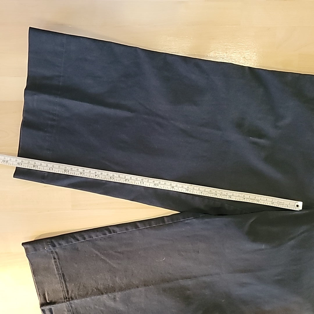 Sitwell Size 6 Black Used Capris
