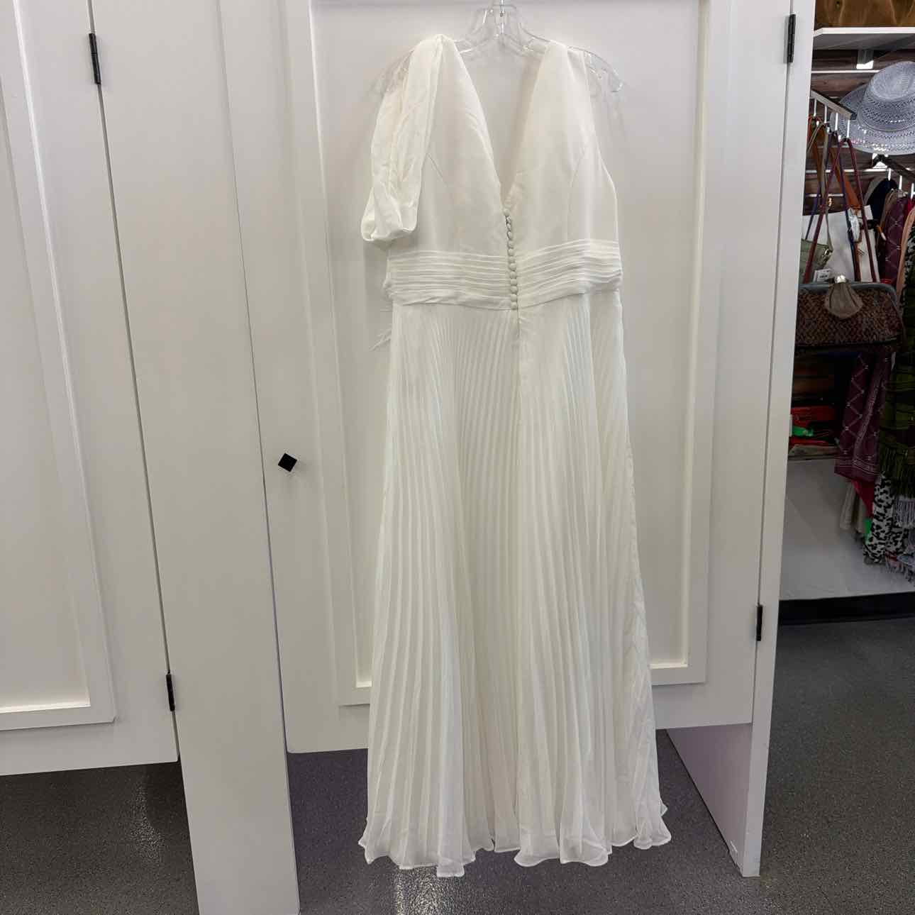 Missac Size XL White Preloved Dress