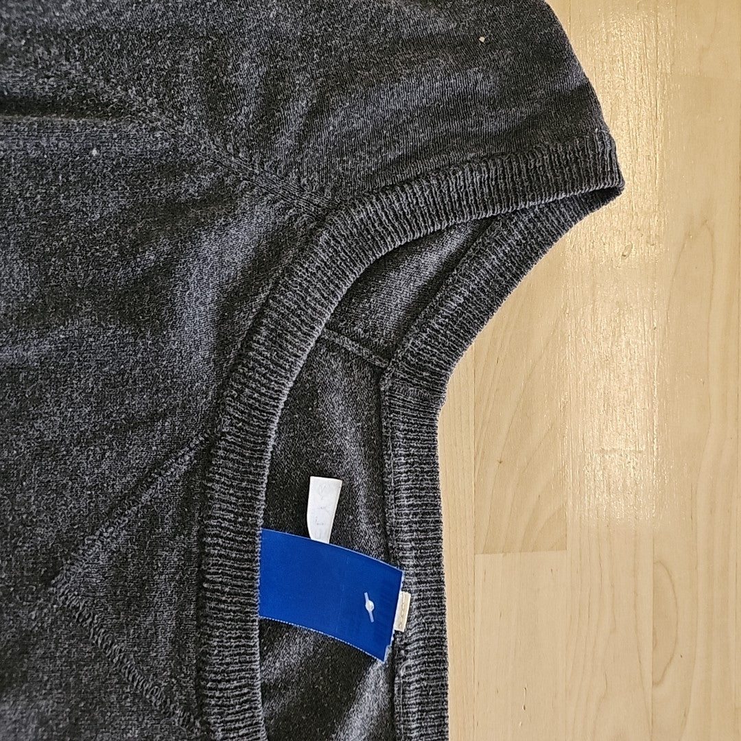 Absolutely Size M Gray Long Sleeve