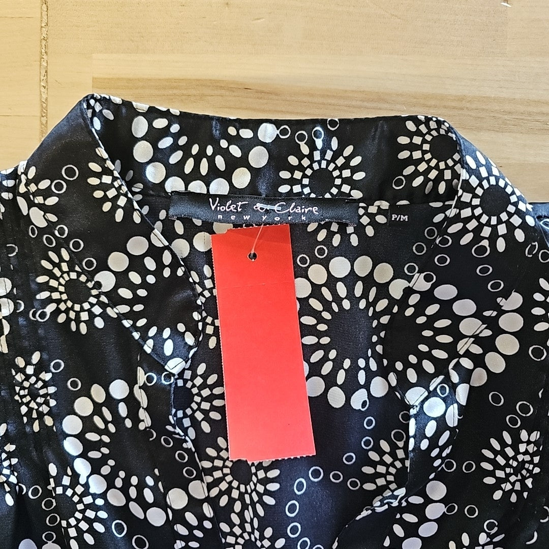 Violet & Claire Size PM BLACK & WHITE Used Blouse