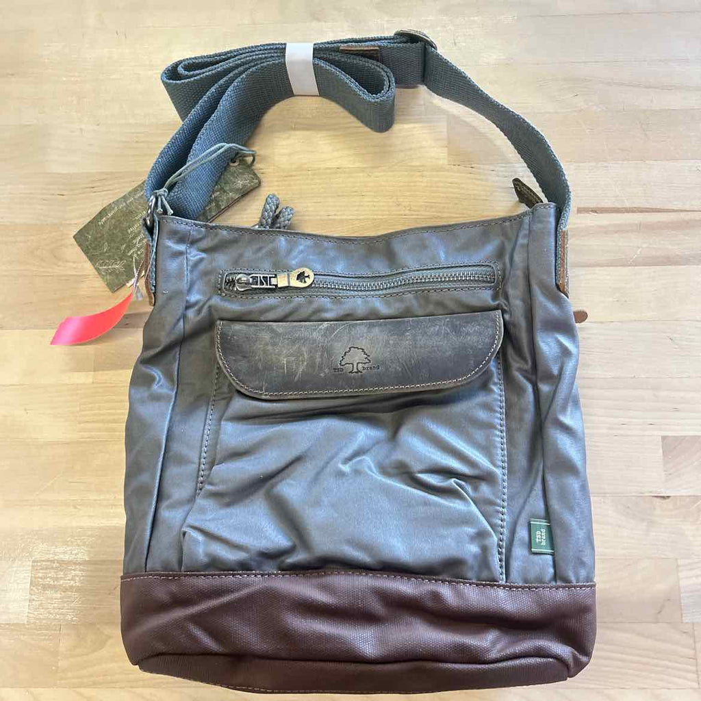 Tsd Brand Urban Light Coated Canvas Crossbody Bag