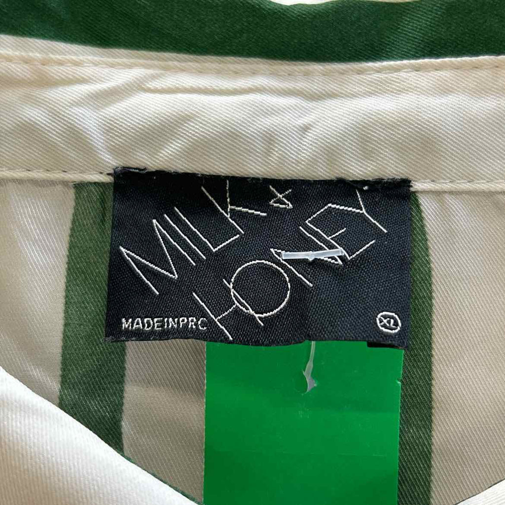 Milk&Honey Size XL Tan & green Preloved Button Down LS