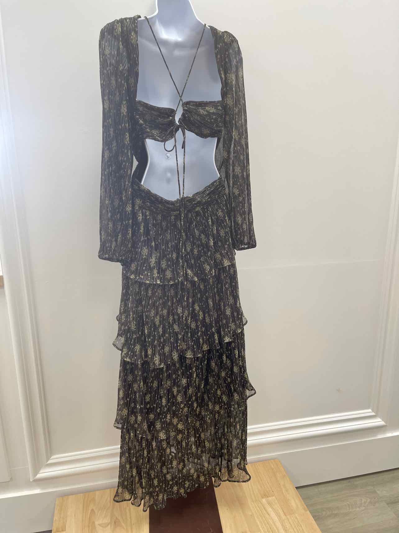 astr Size M Gold New Dress