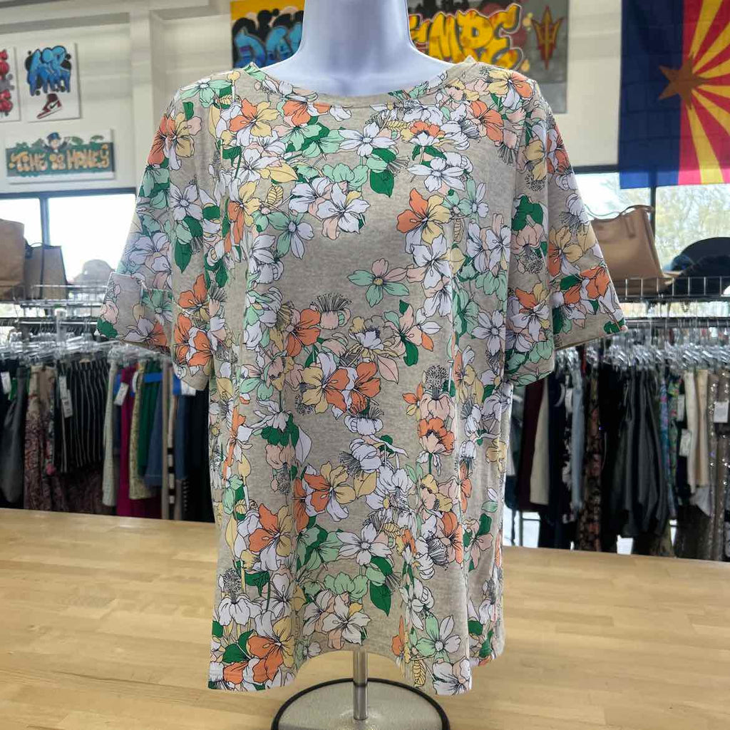 Liz Claiborne Size M Multi-Color Preloved T-Shirt SS