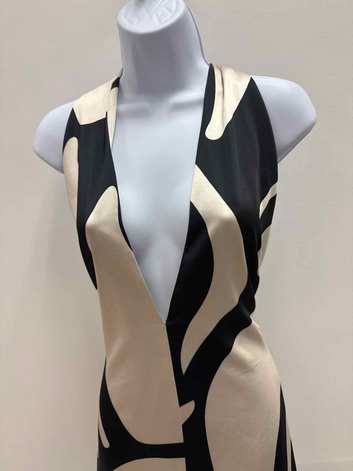 Parker Size 12 Cream New Dress