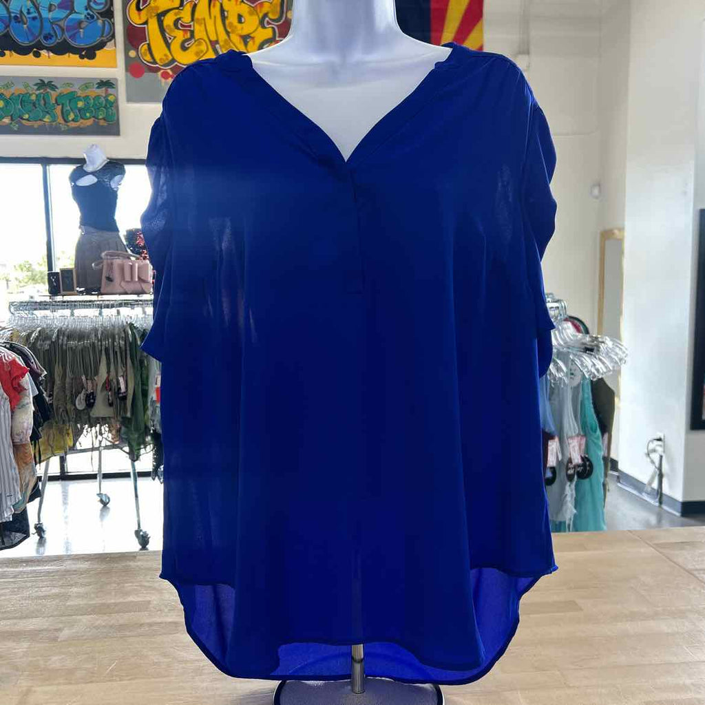 Torrid Size 0 Blue Preloved Blouse SS