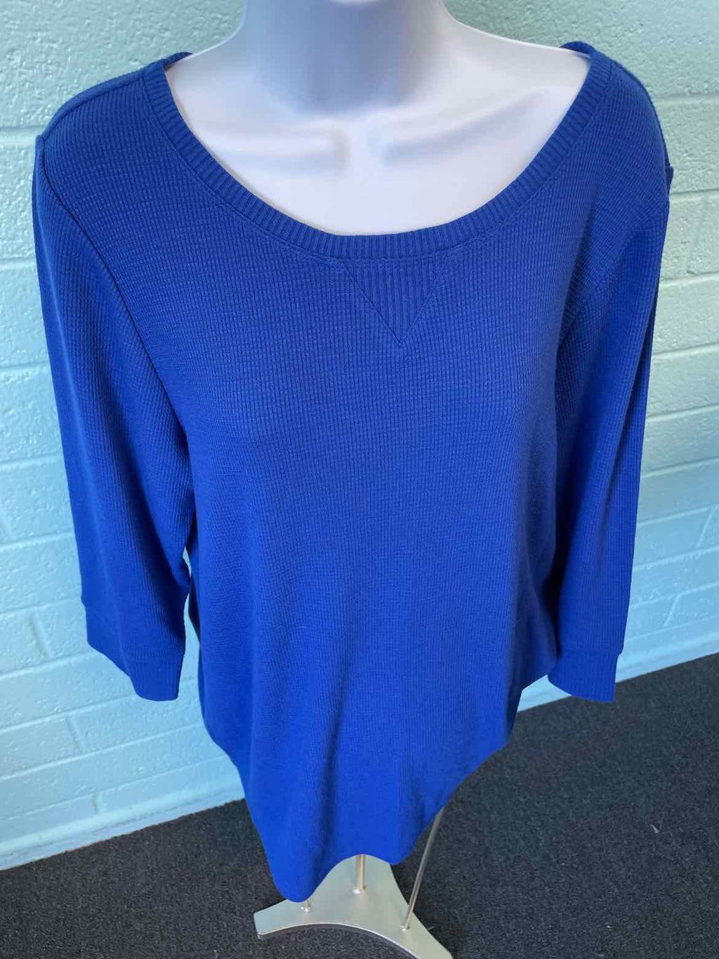 Calvin Klein Size L Royal Blue Sweater