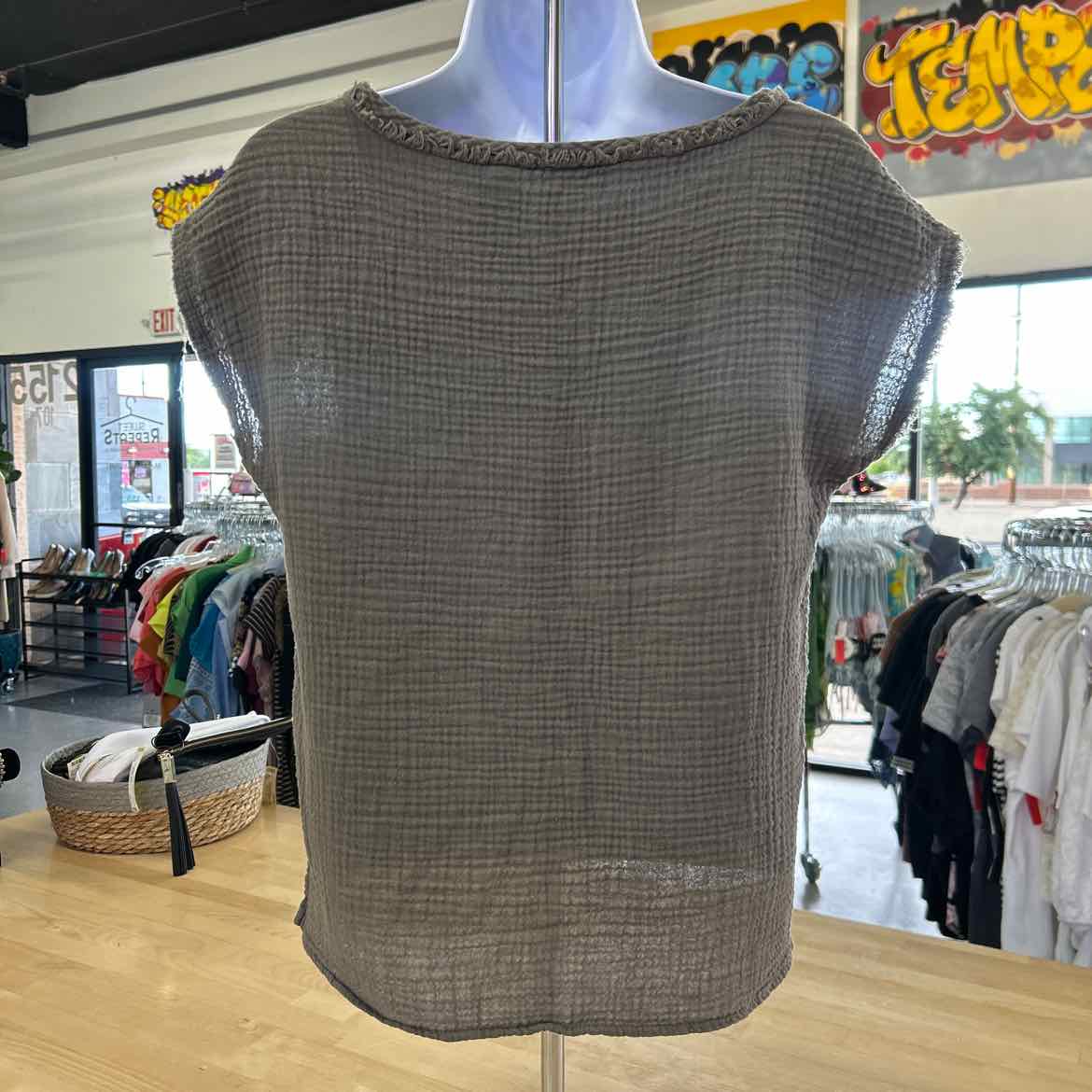 Tahari Size S Stone Preloved Sleeveless