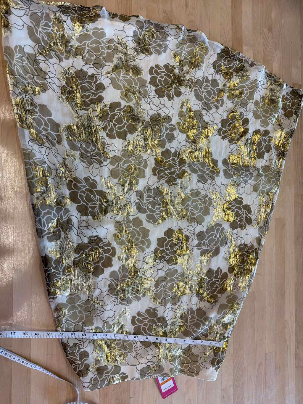 Vince Camuto Size S Gold Skirt