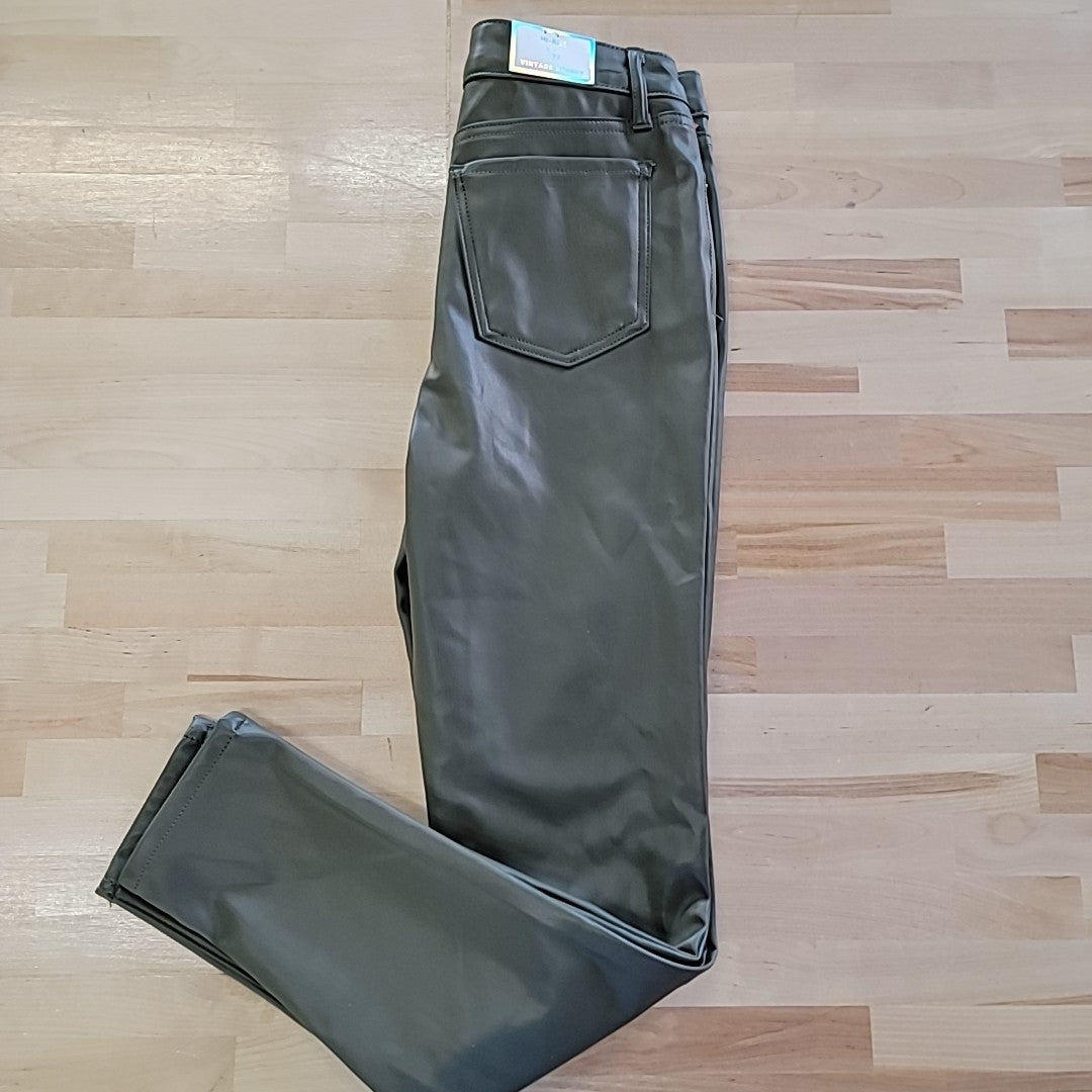 Tinseltown Size 5 Green Faux Leather Hi Rise Vintage Skinny Pants