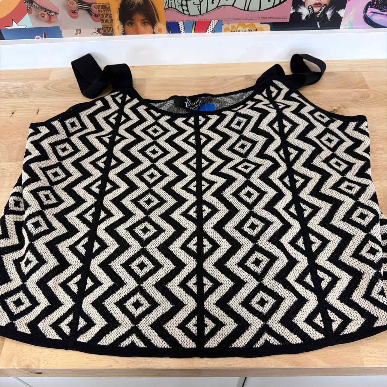 Nina Parker Size 4X Geo-Knit Tank - Geo Print
