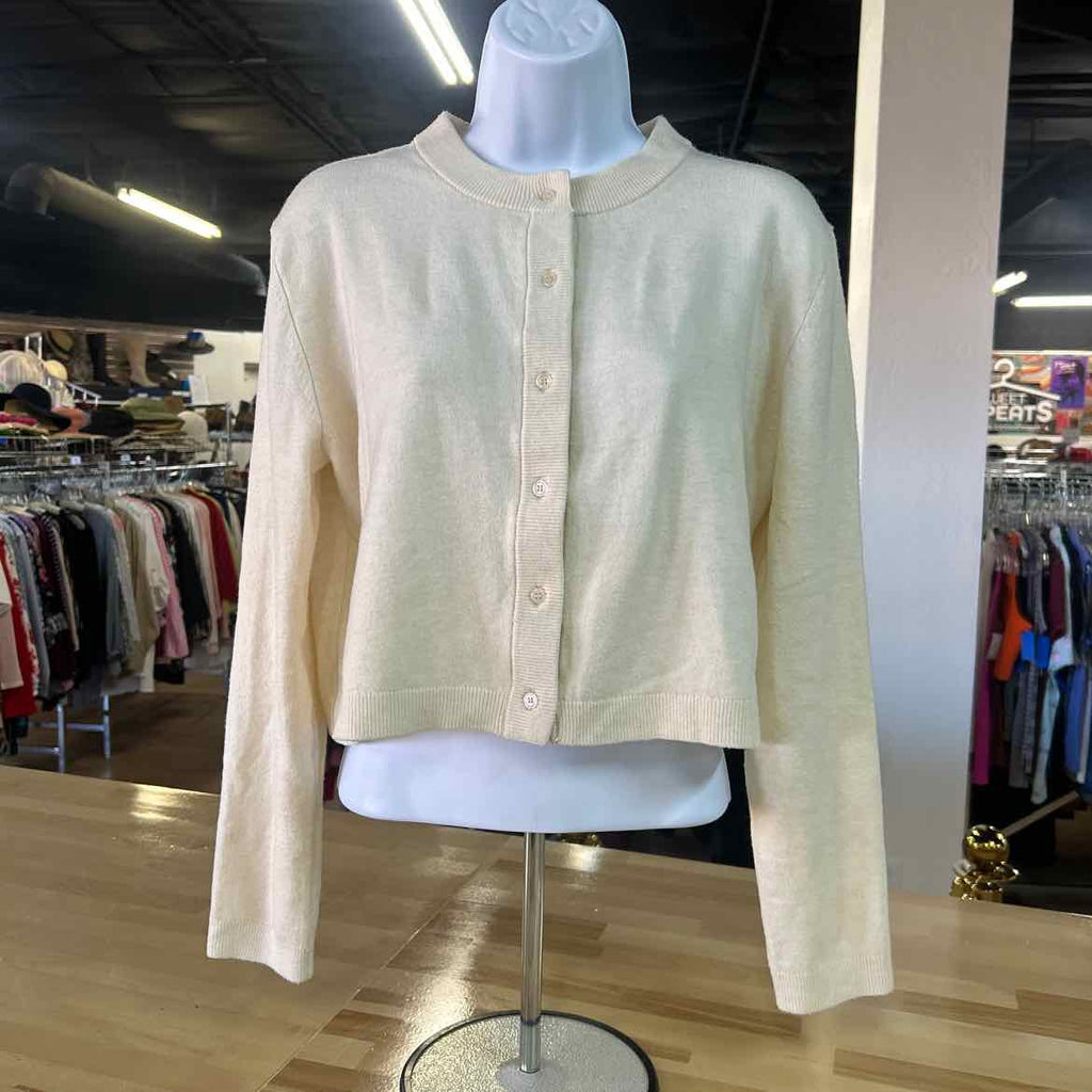 Jessica Simpson Size M Cream Preloved Sweater
