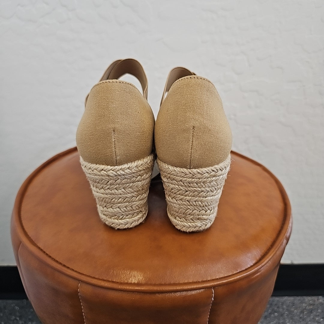 Easy Street Shoe Size 7.5 Tan Heels