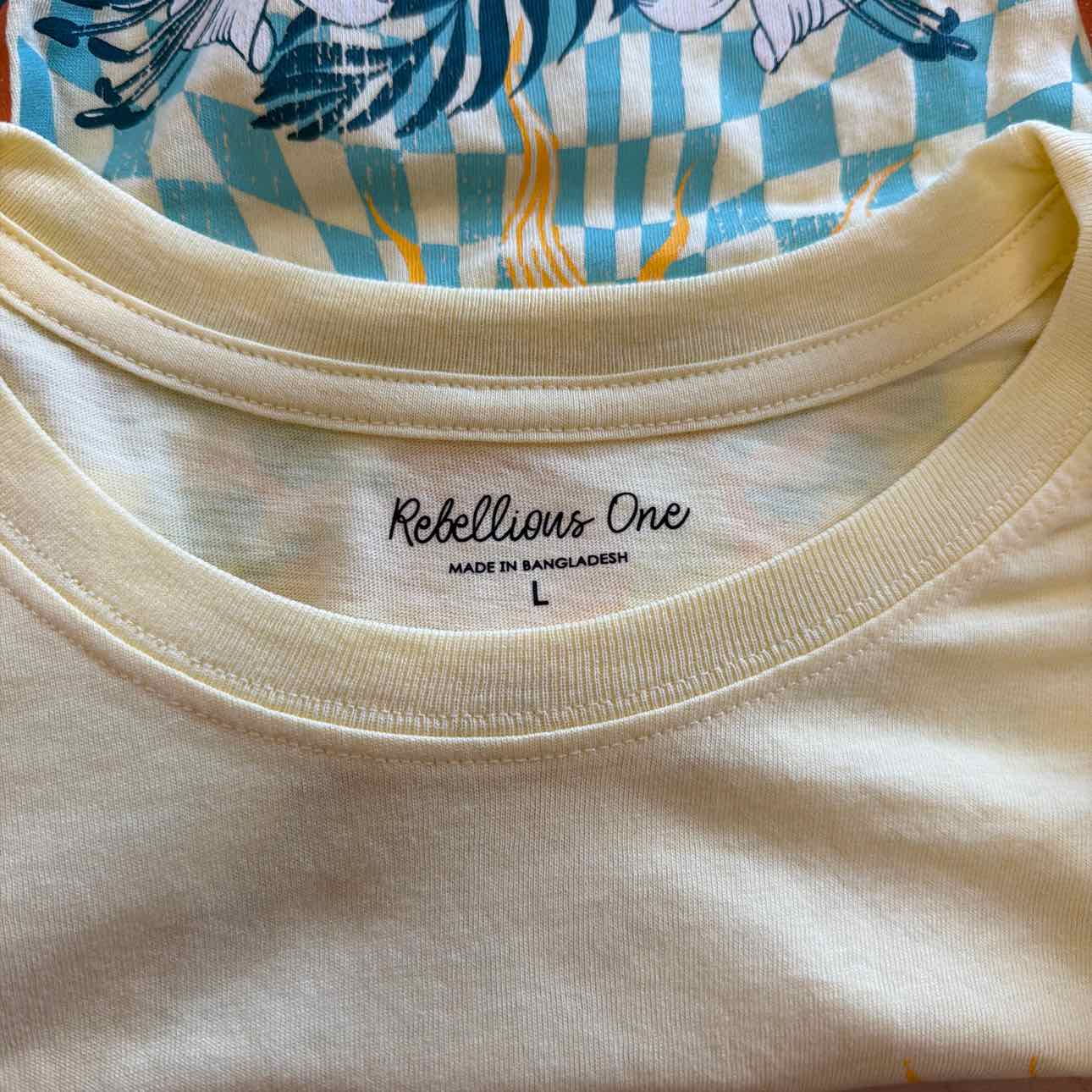 Rebellious One Juniors' Vani Malibu Graphic Crewneck T-Shirt - French Vanilla
