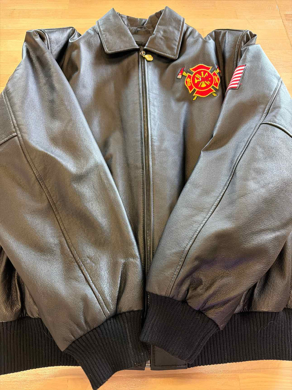 The Bradford Exchange Size M Black Leather Jacket