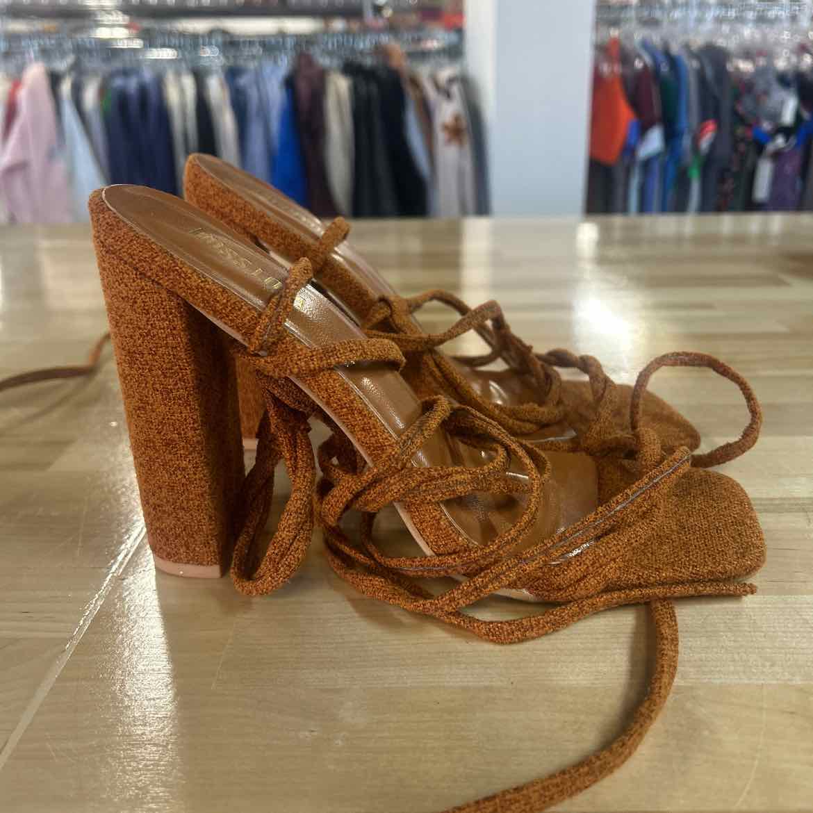 Misslola Size 9 Brown Preloved Heels