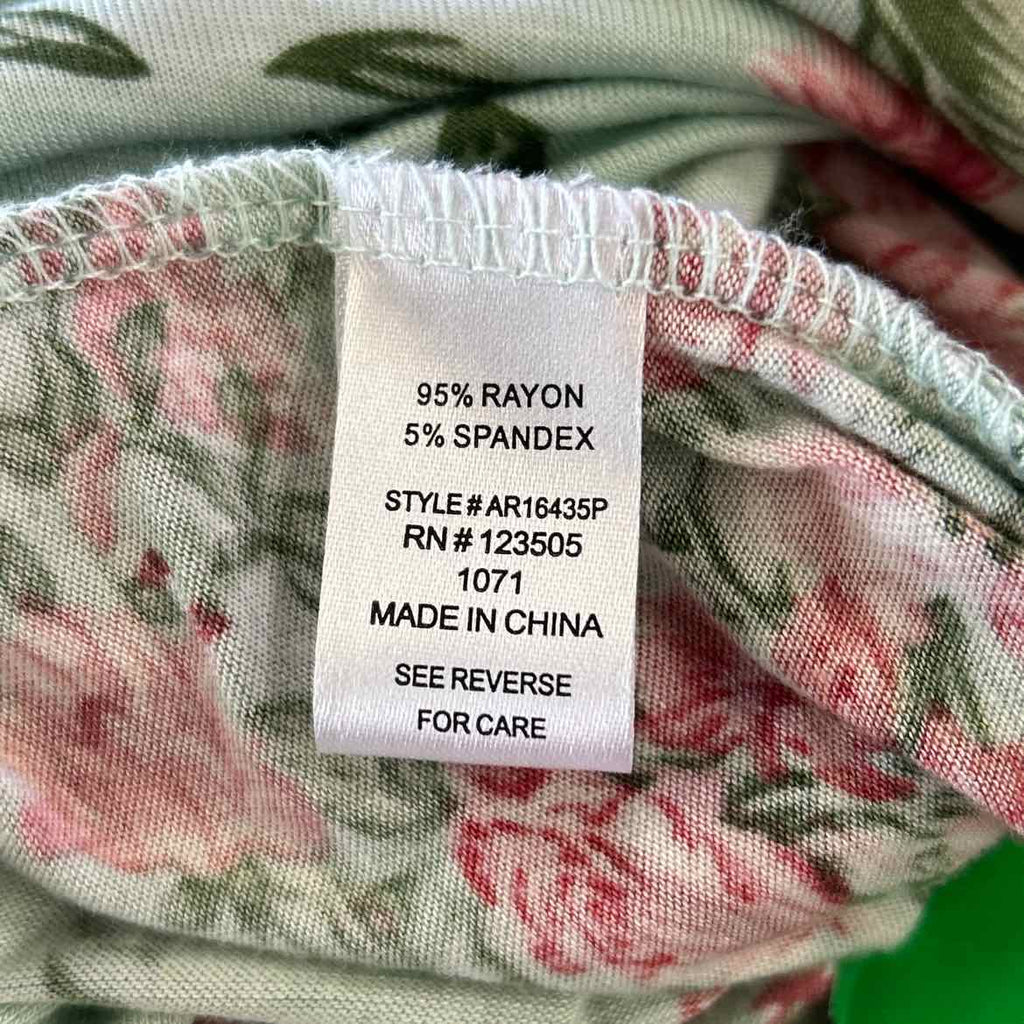 Heart & Hips Size M Green Preloved Jumper