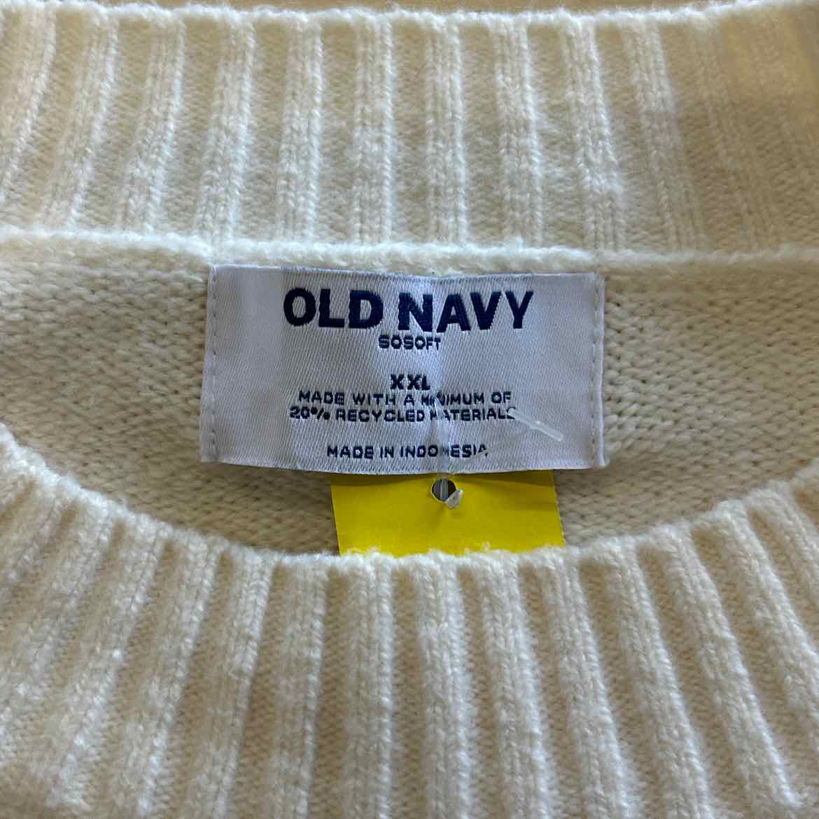 Old Navy Size XXL White Sweater