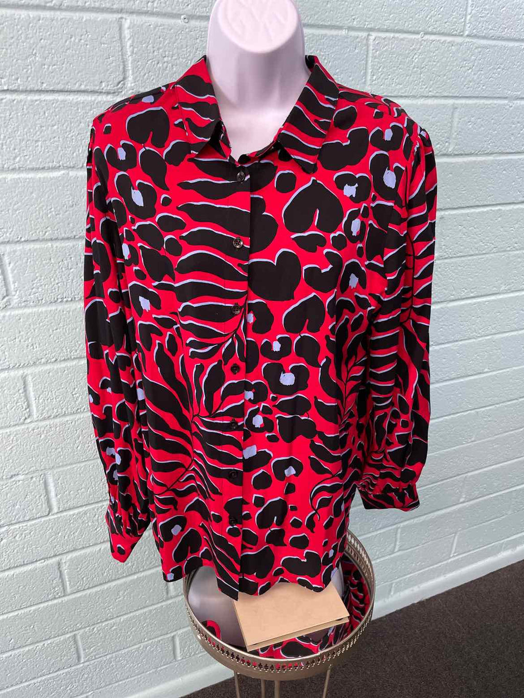 Chico's Size 1.50 (10) Red Black Blouse
