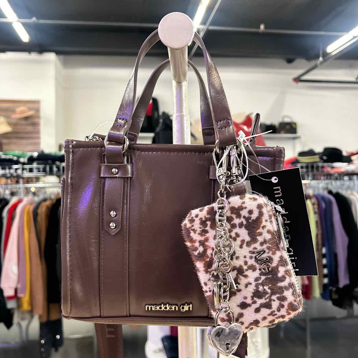 Madden Girl Madden Girl Kyrac Crinkle Zipp Walnut