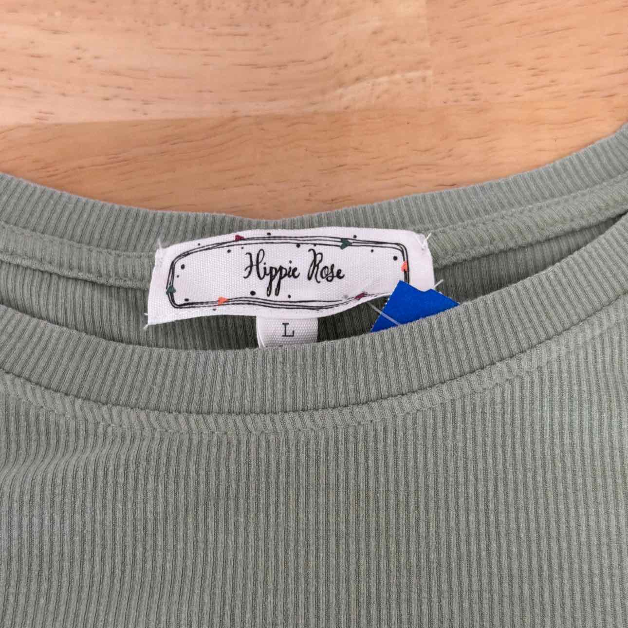 hippie rose Size L Cuffed Short-Sleeve Tee - Desert Sage