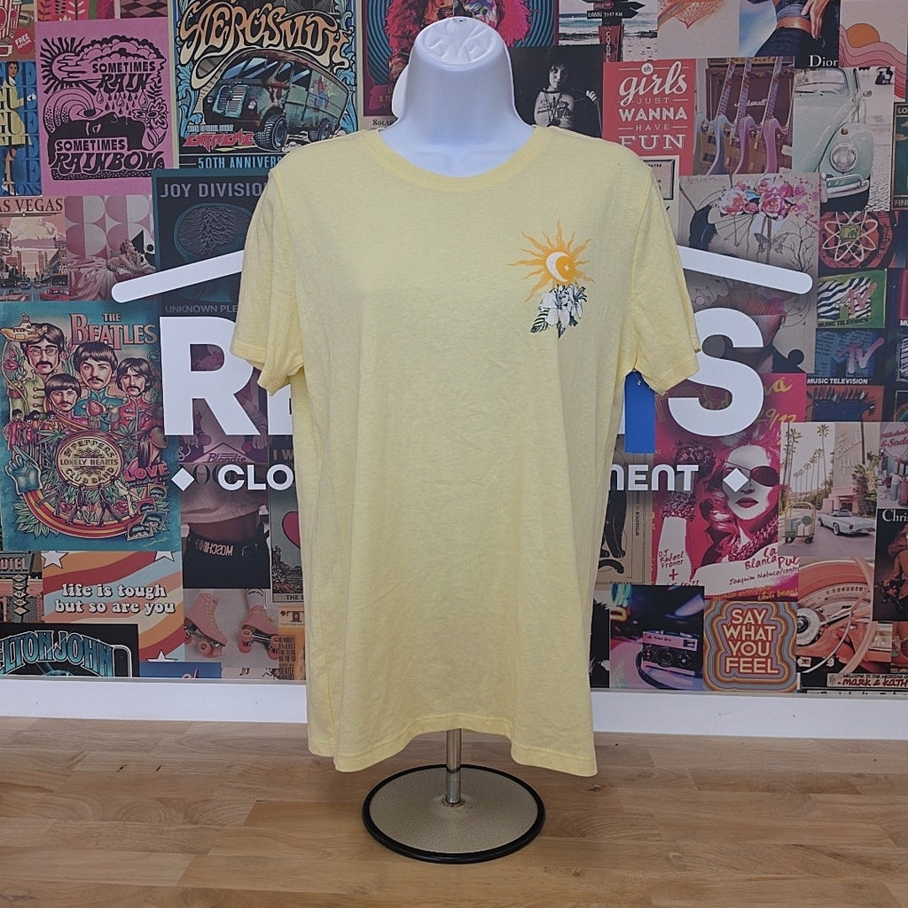 Rebellious One Size S Vani Malibu Graphic Crewneck T-Shirt