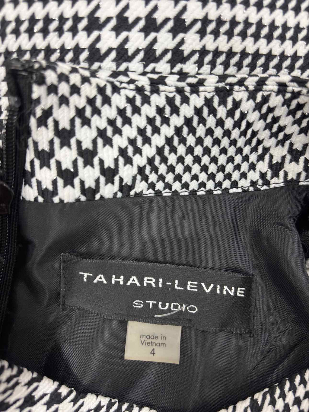 Tahari Size 4 Black White Preloved Dress
