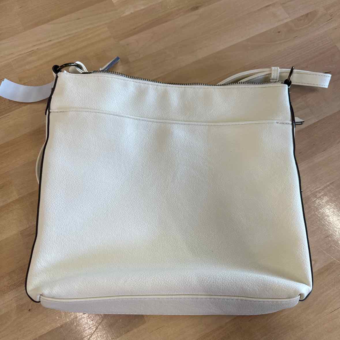 Style Co Hudsonn Medium Crossbody Alabaster