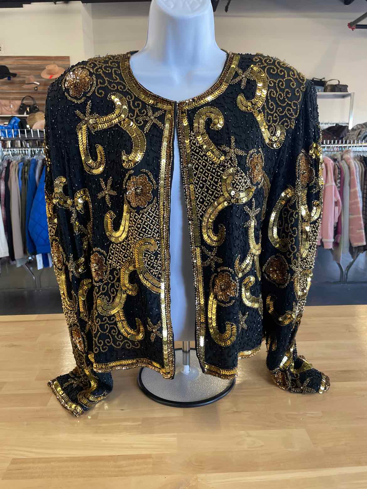 Krishma Size 1X Black & Gold Jacket