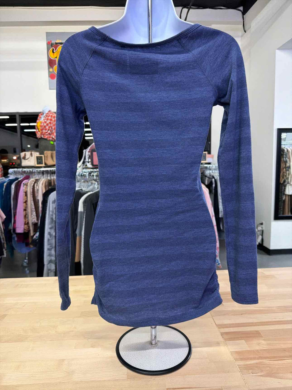 Guess Size S Blue Long Sleeve