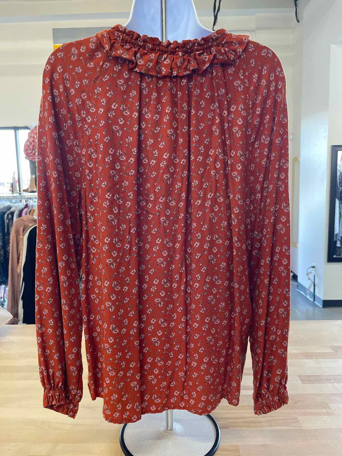 dip Size M Orange Blouse