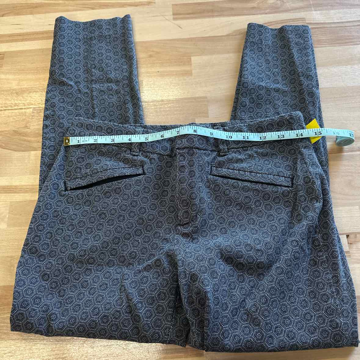 Gap Size 6 Gray & black Pants