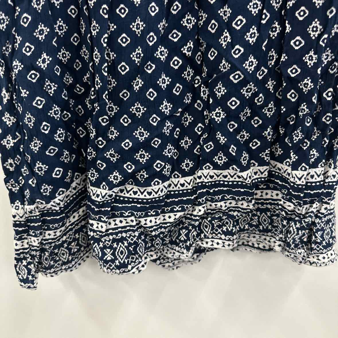 Angie Size M Blue & White Blouse
