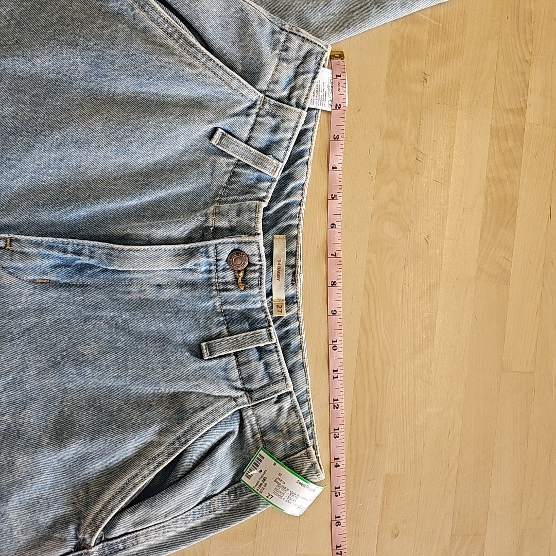 Levi's(r) Womens 94 Baggy Cargo Pants