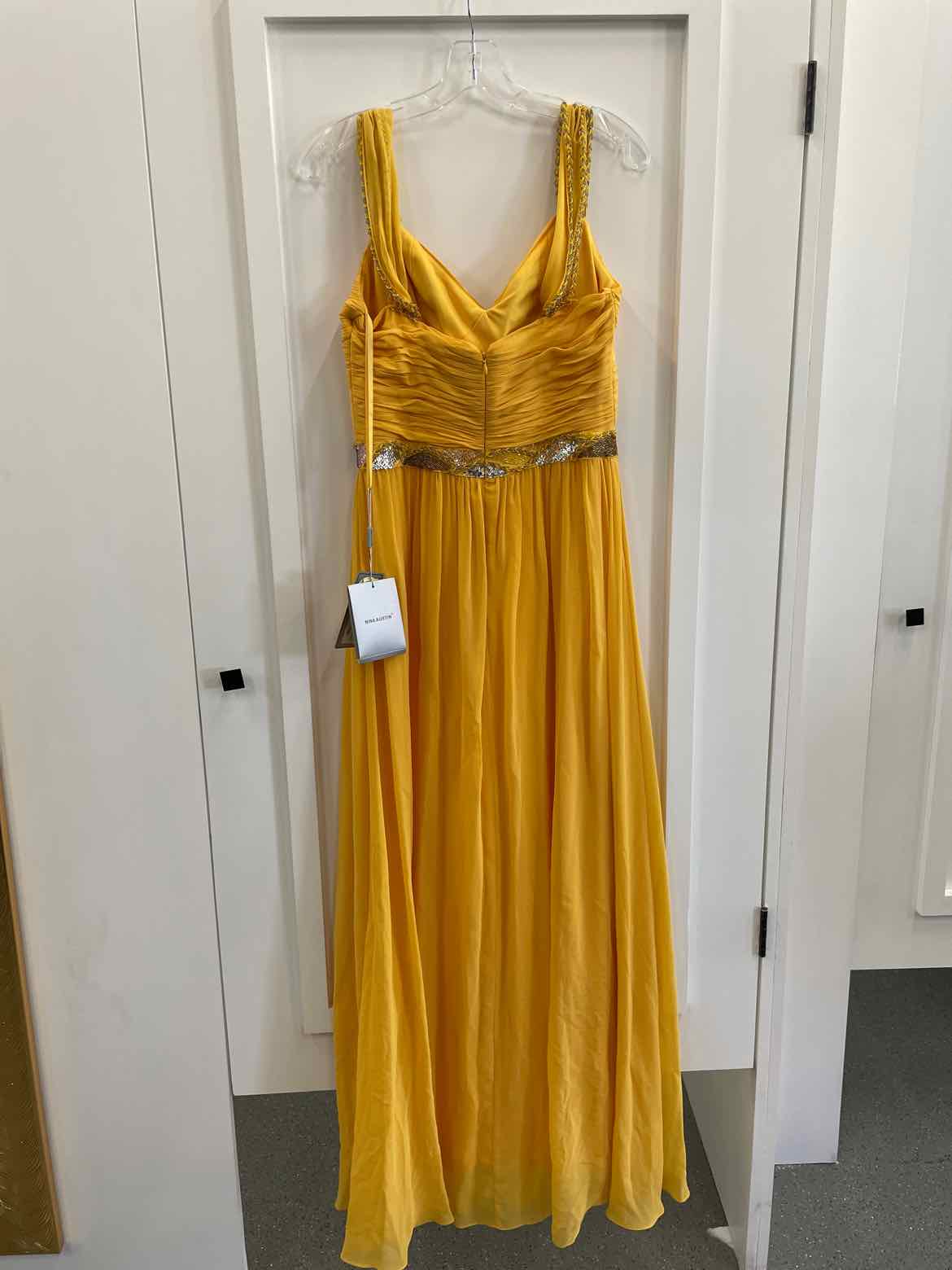 Nina Austin Size M Yellow Dress