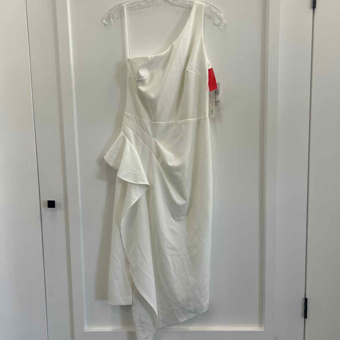 Aqua Formal Size 6 White Scuba MIDI Sheath Dress