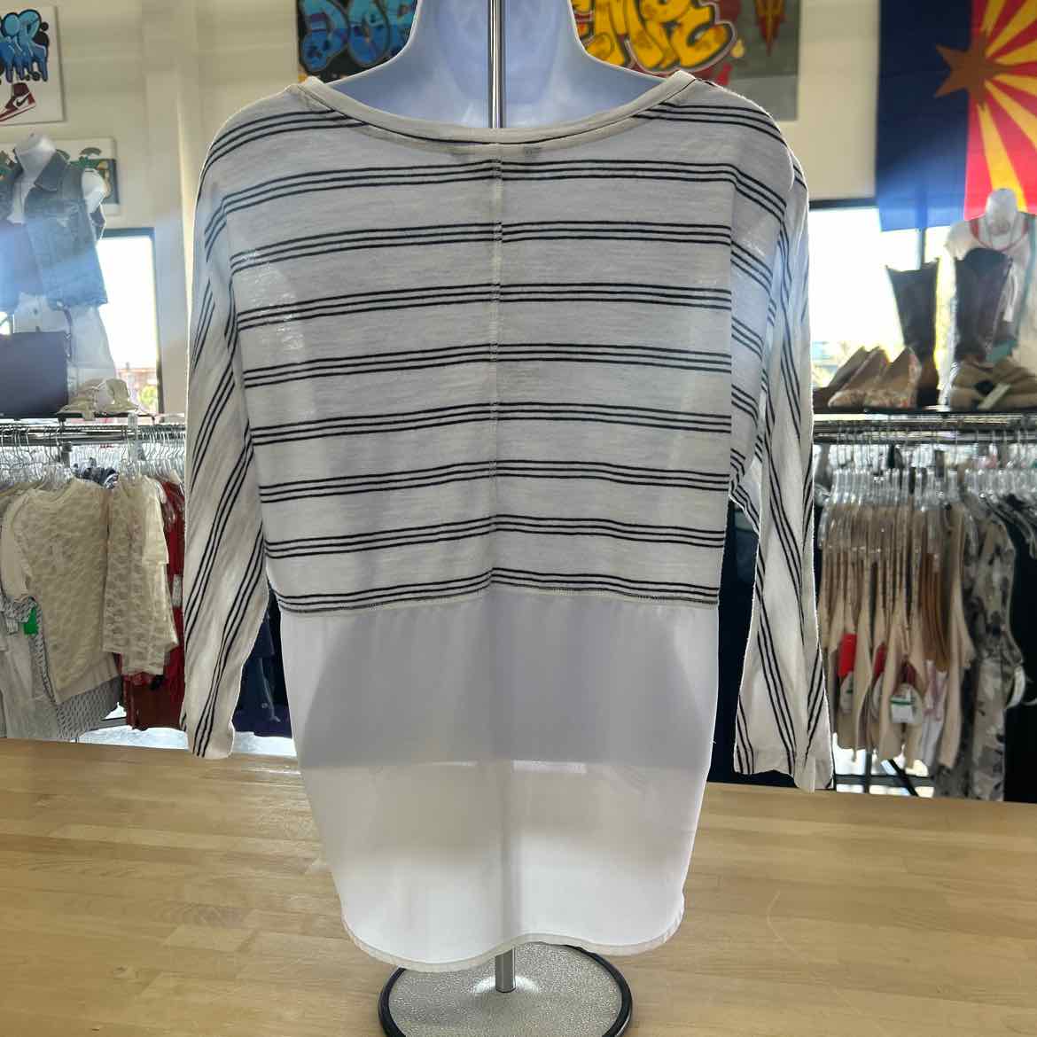 Banana Republic Size XS Black/White Preloved Longsleeve