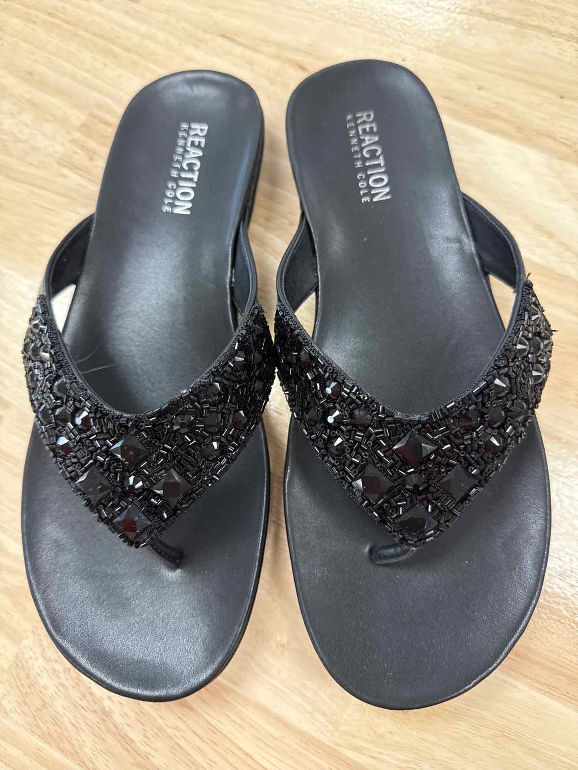 Kenneth Cole Size 8.5 Black Glamathon Flat Sandals