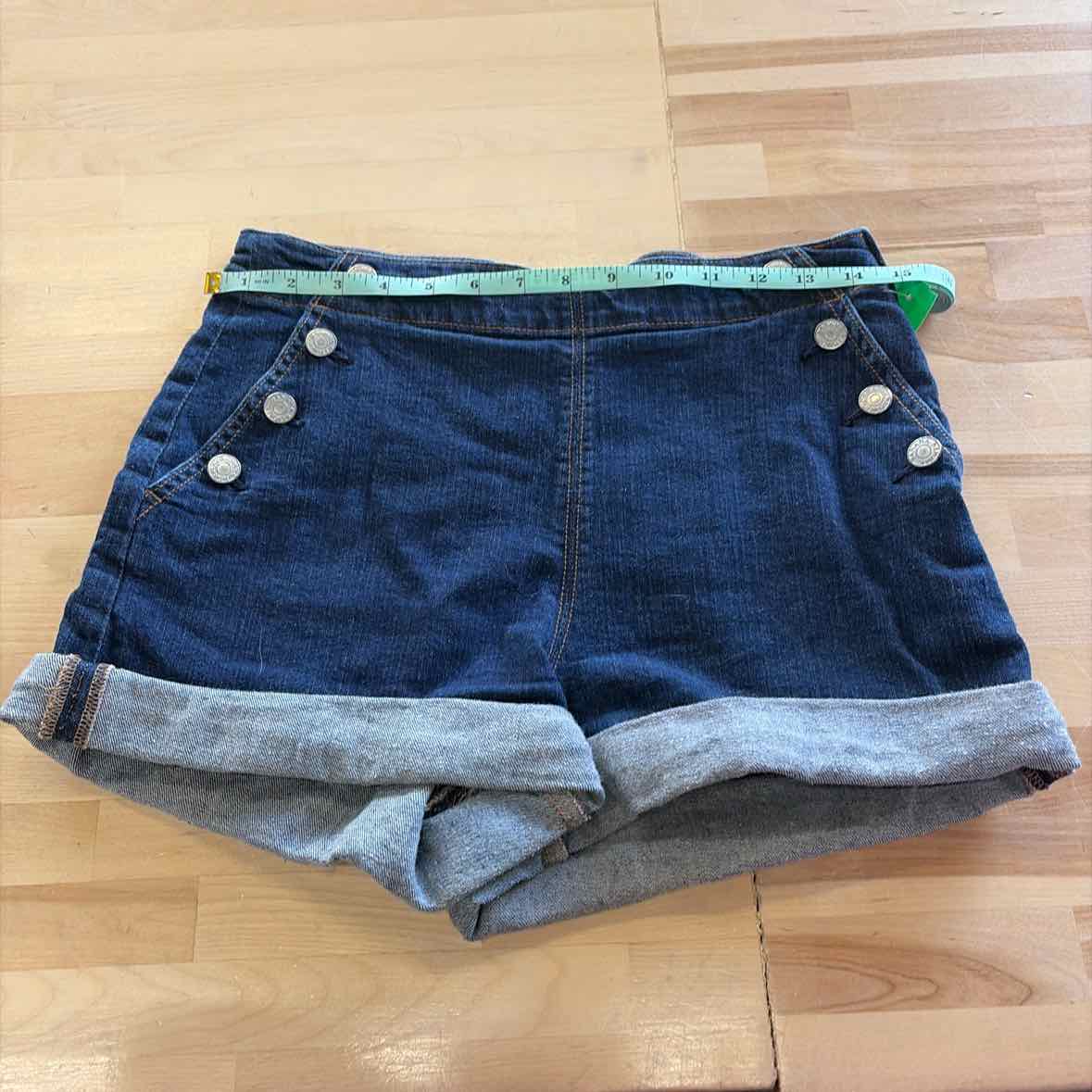Banana Republic Women Size 6 Blue Denim Preloved Shorts