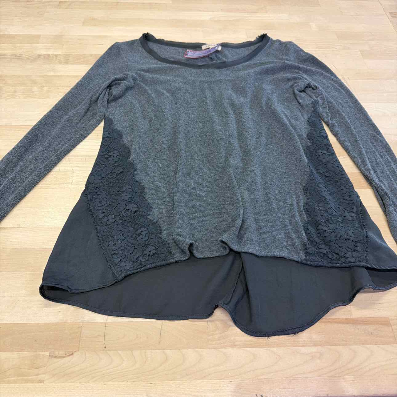 Bordeaux Size S Gray Preloved Long Sleeve