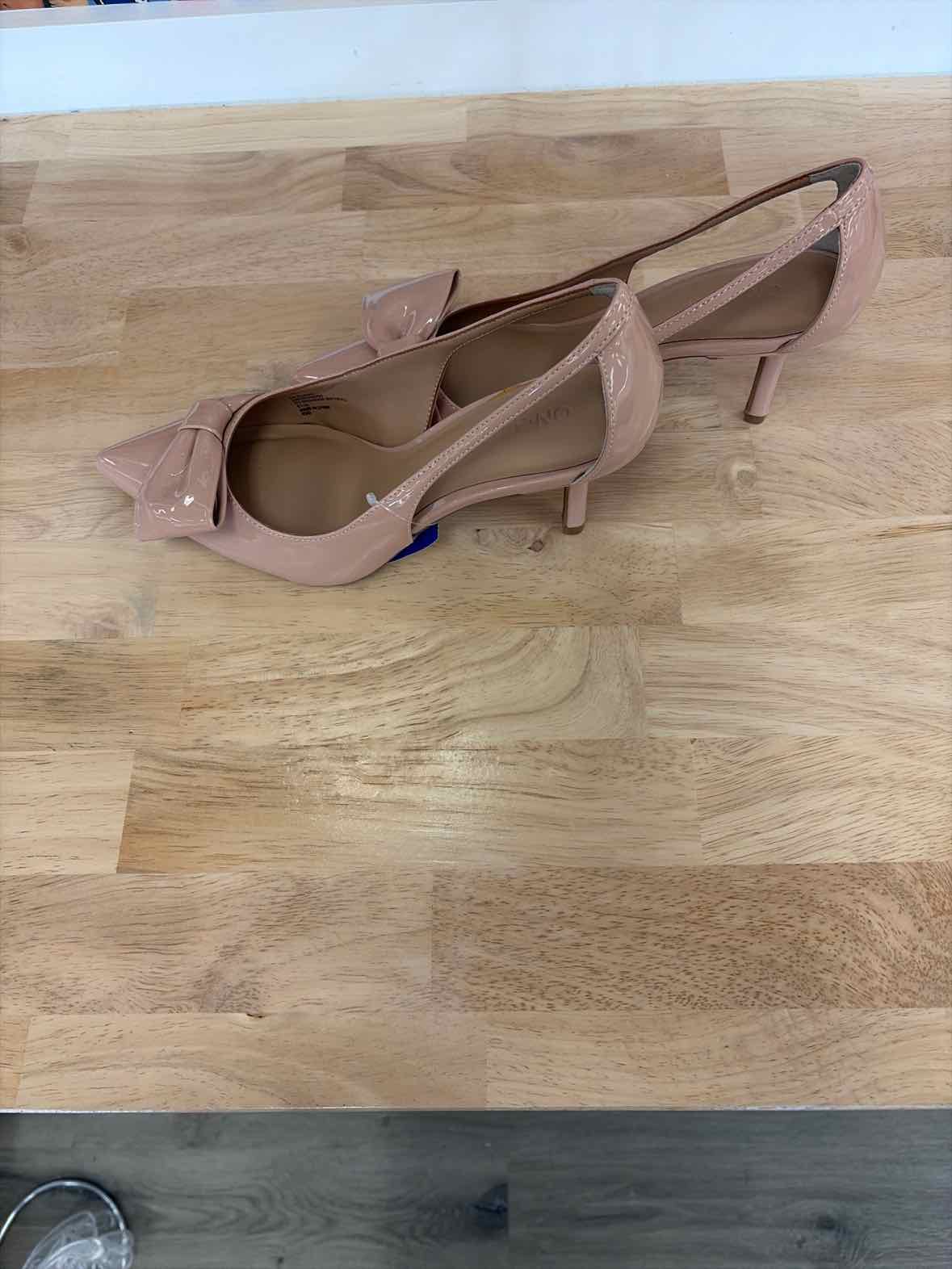 On 34th Size 8.5 On 34th Women's Elayne Cutout Pumps