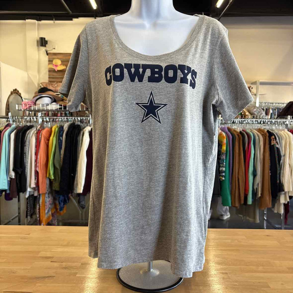 Nike Size XL Gray T-shirt