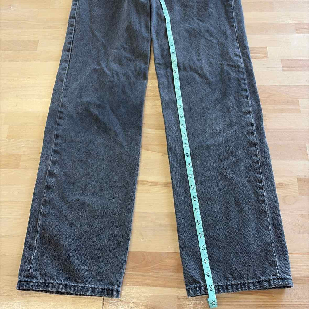 Levi's Size 28 Gray Denim Jeans