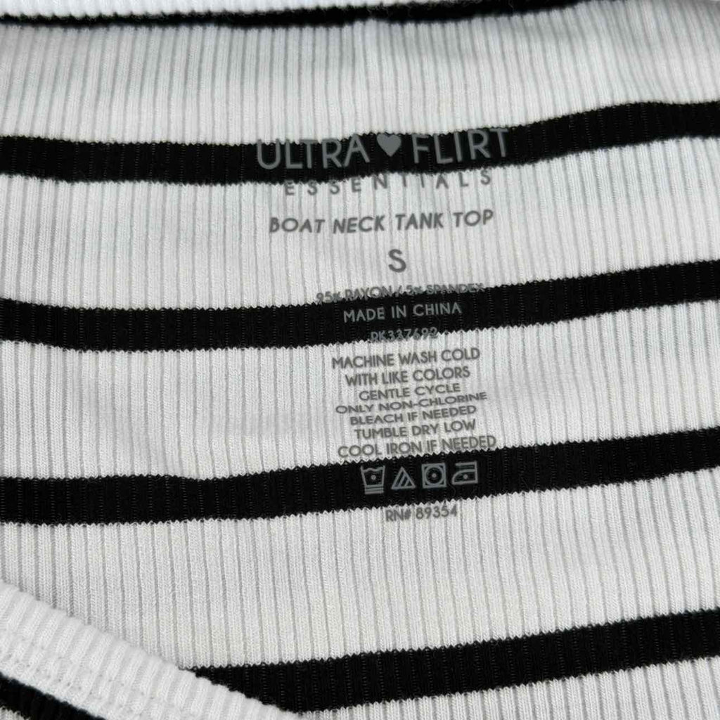 ultra flirt Size S Striped Boat-Neck Tank Top