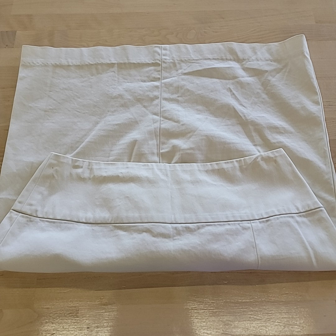Banana Republic Size 2P White Skirt